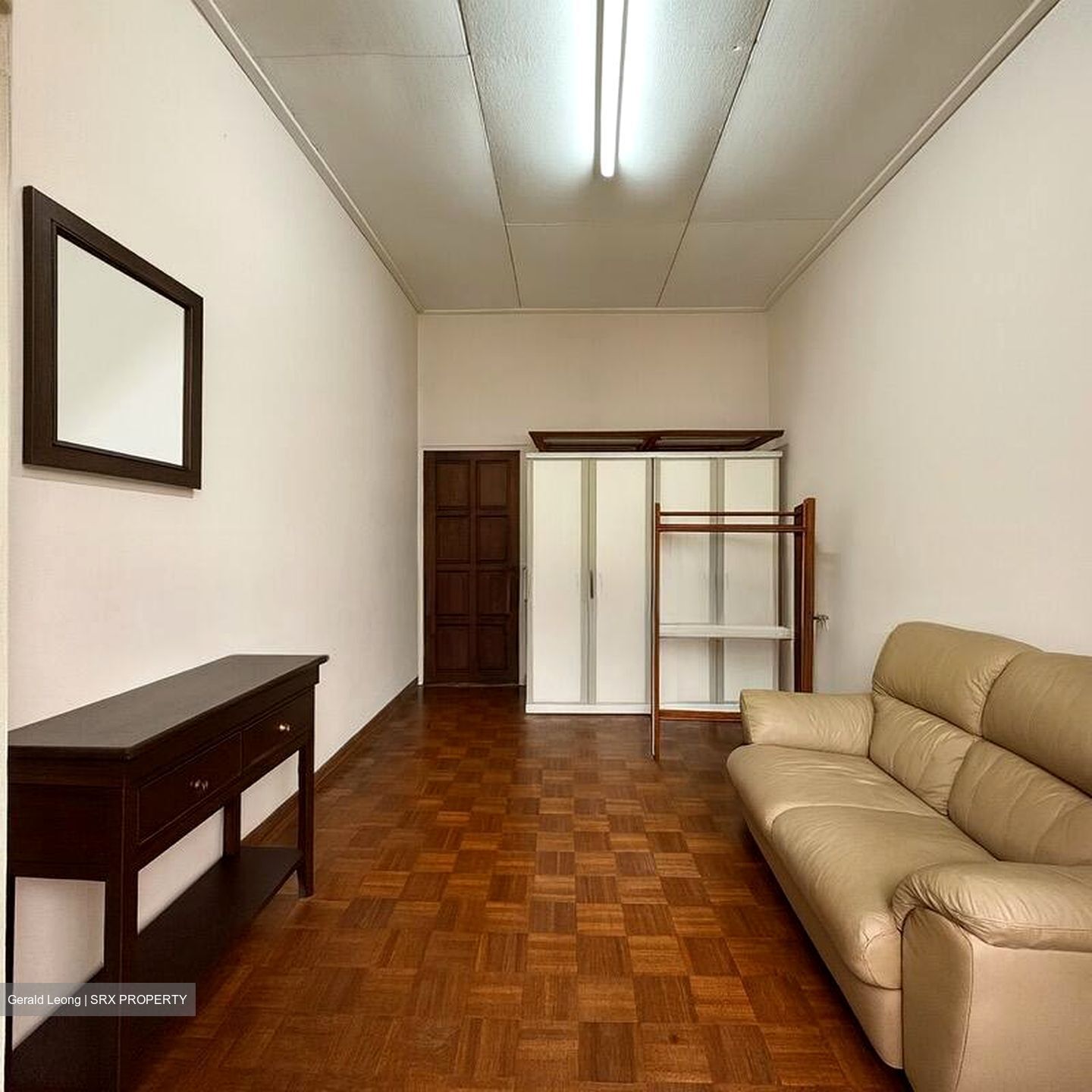 Simon Lane (D19), Terrace #504890261